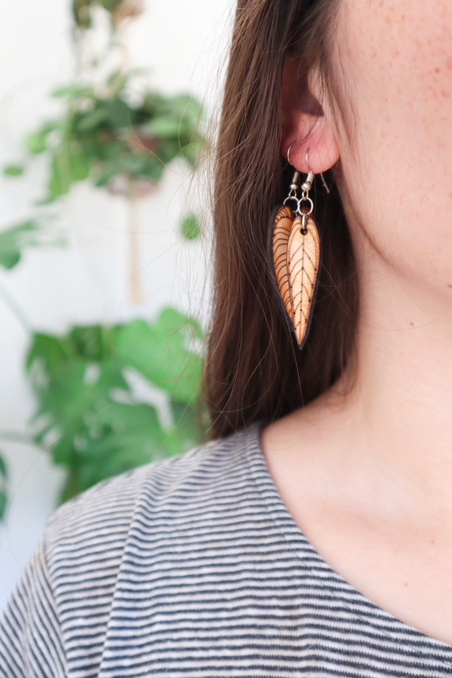 Anthurium King & Queen Warocqueanum & Anthurium Veitchii Wooden Earrings