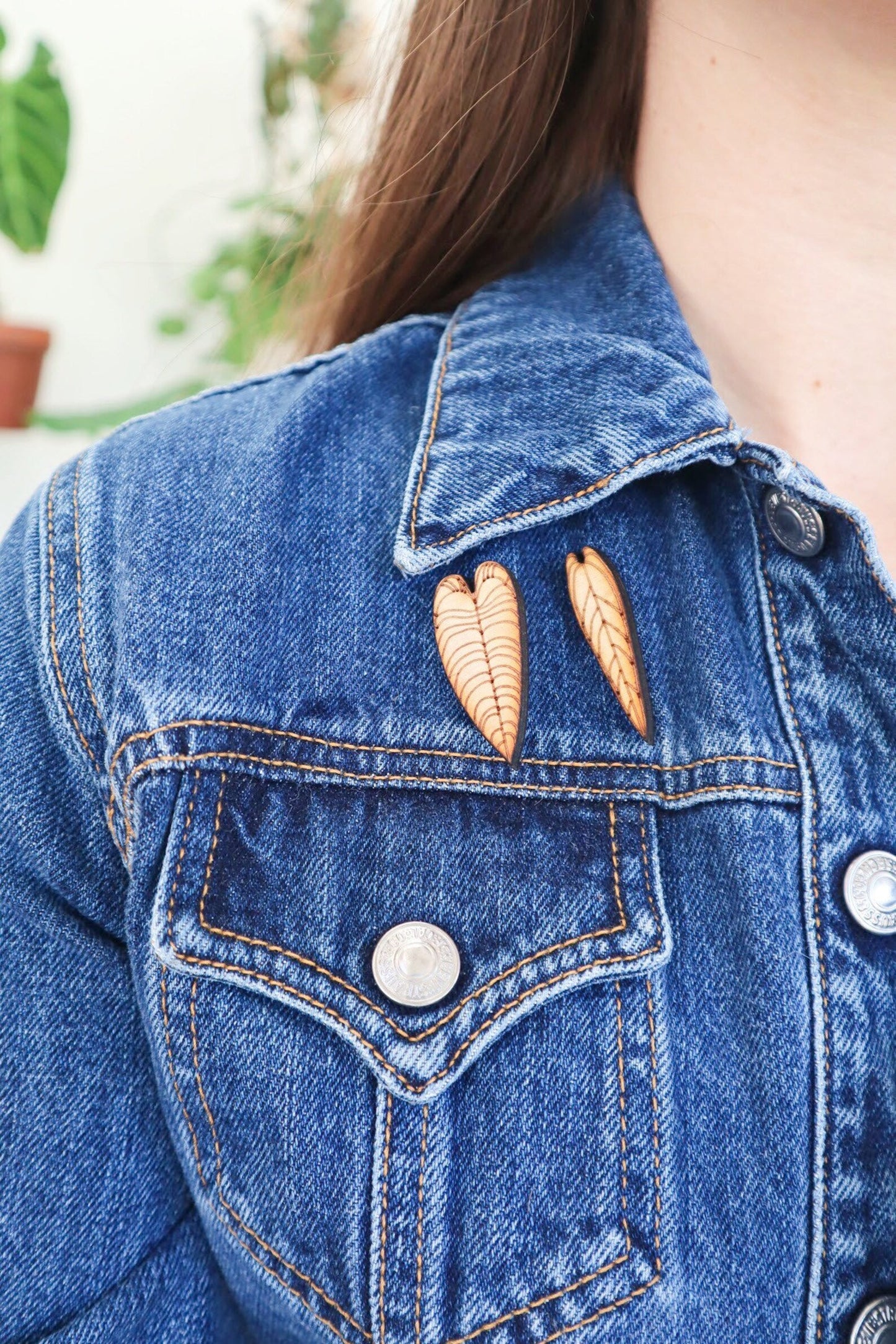Anthurium King & Queen Warocqueanum & Anthurium Veitchii Wooden Earrings