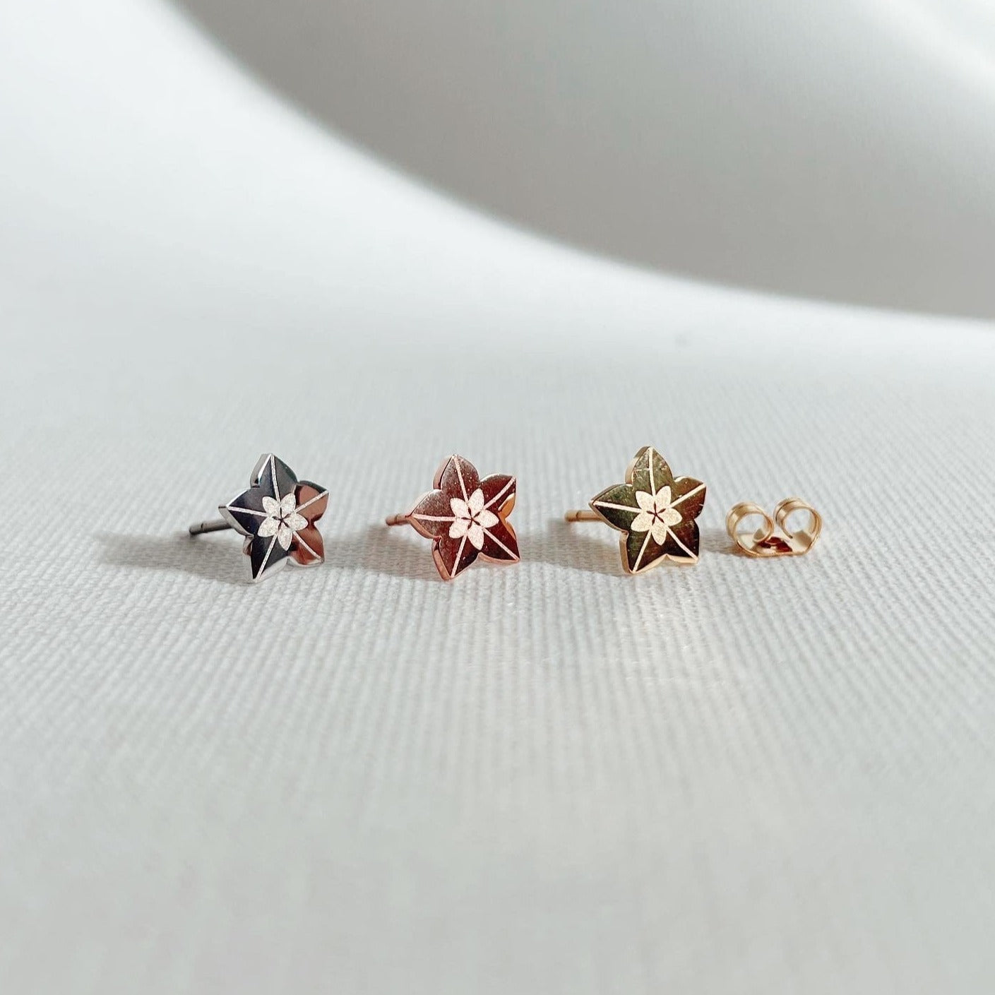Hoya Blooms Metal Stud Earrings - Plant Dosage