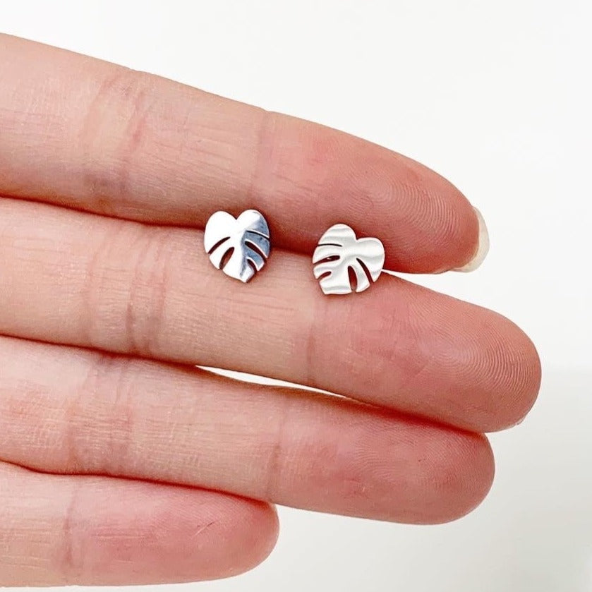 Monstera Deliciosa Metal Stud Earrings - Plant Dosage