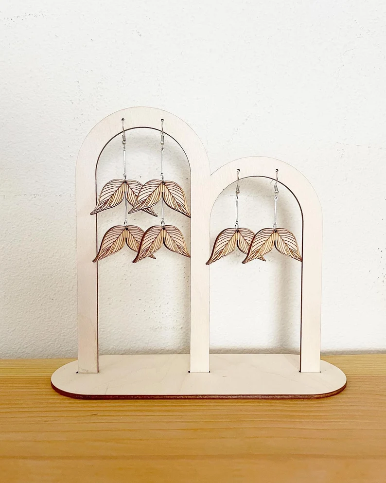 Wooden Hoya Polyneura Fishtail Plant Earrings