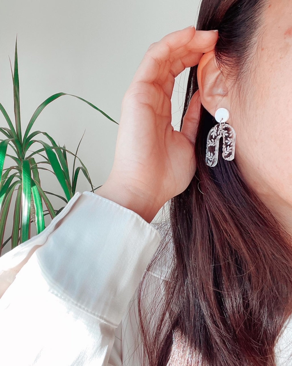 Leaf Contemporary Earrings - Plant Dosage