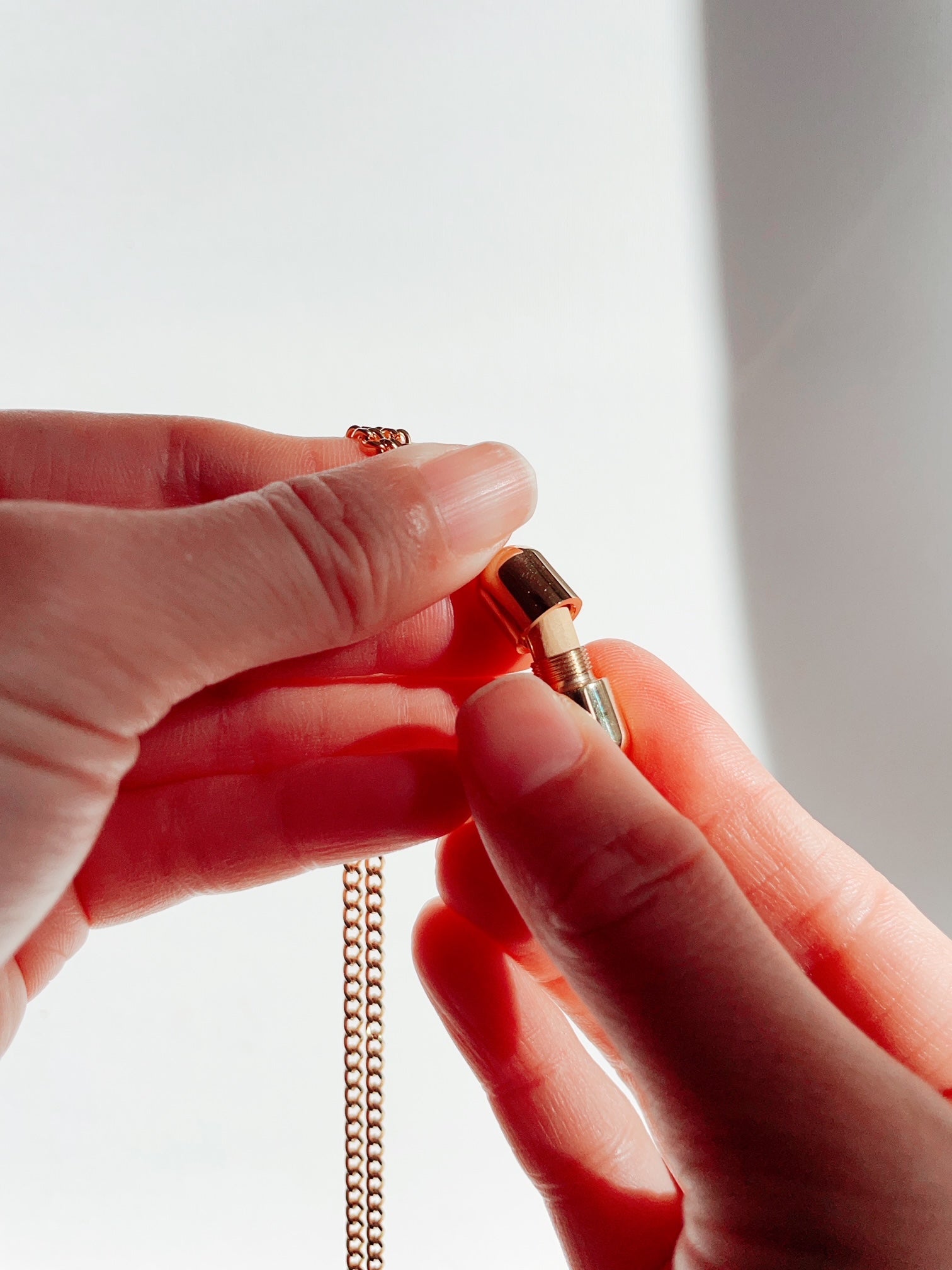 The Capsule Necklace - Plant Dosage