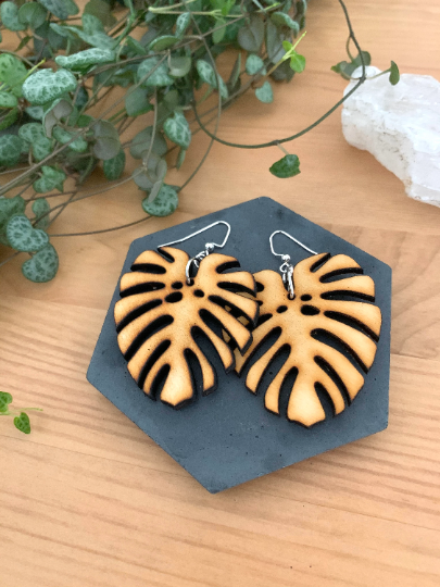 Large Monstera Deliciosa Wooden Earrings - Plant Dosage